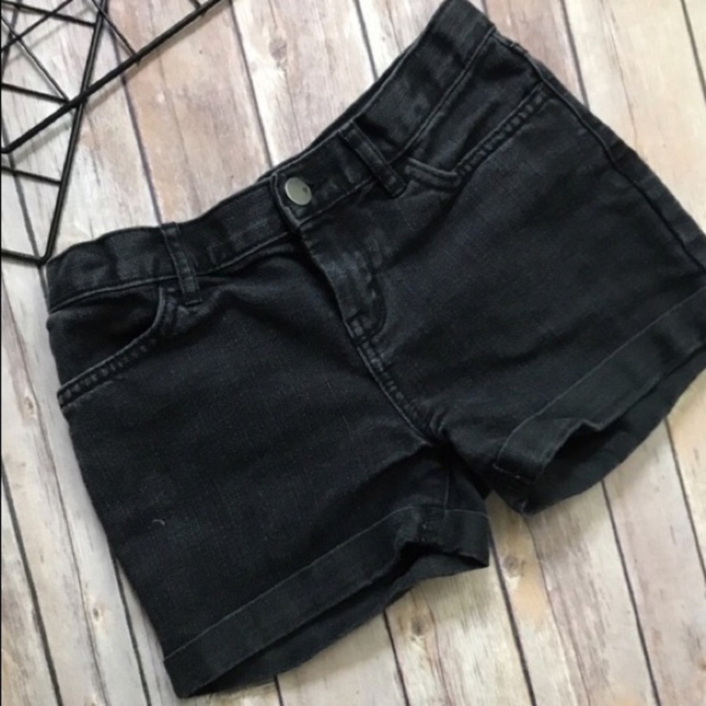 black jean shorts